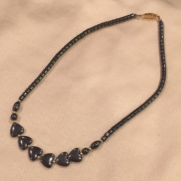 Dark grey hearts necklace. Really very pretty. - Picture 1 of 3